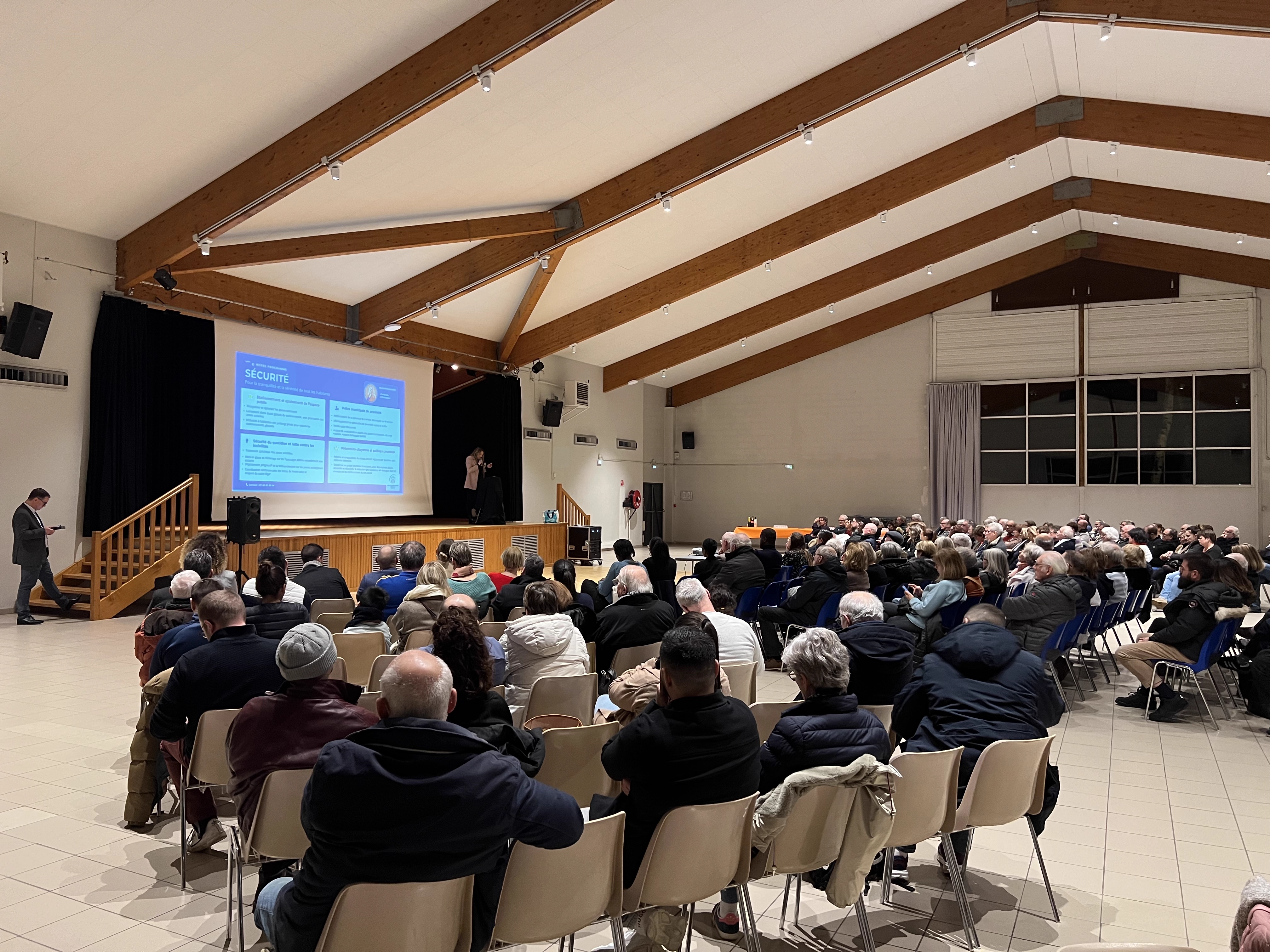 Réunion publique à la salle des fêtes